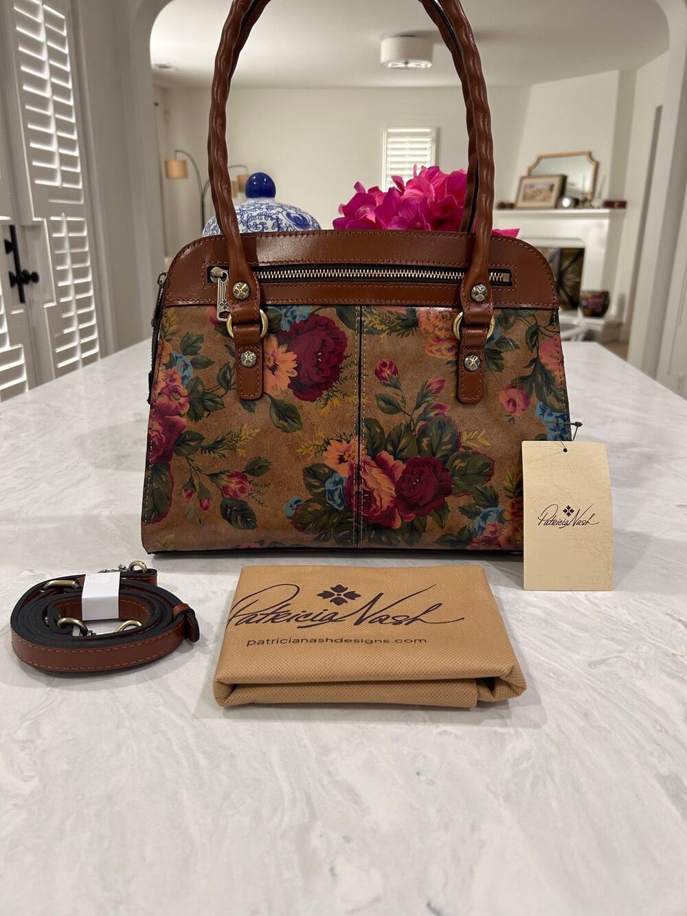 NWT Leather satchel handbag, Patricia Nash Calvi, Vintage Victorian floral print